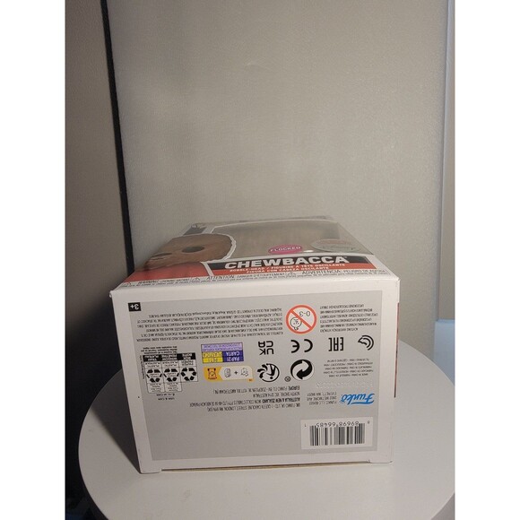 Star Wars - Chewbacca with Robe Flocked Exclusive#576 - Picture 5 of 6